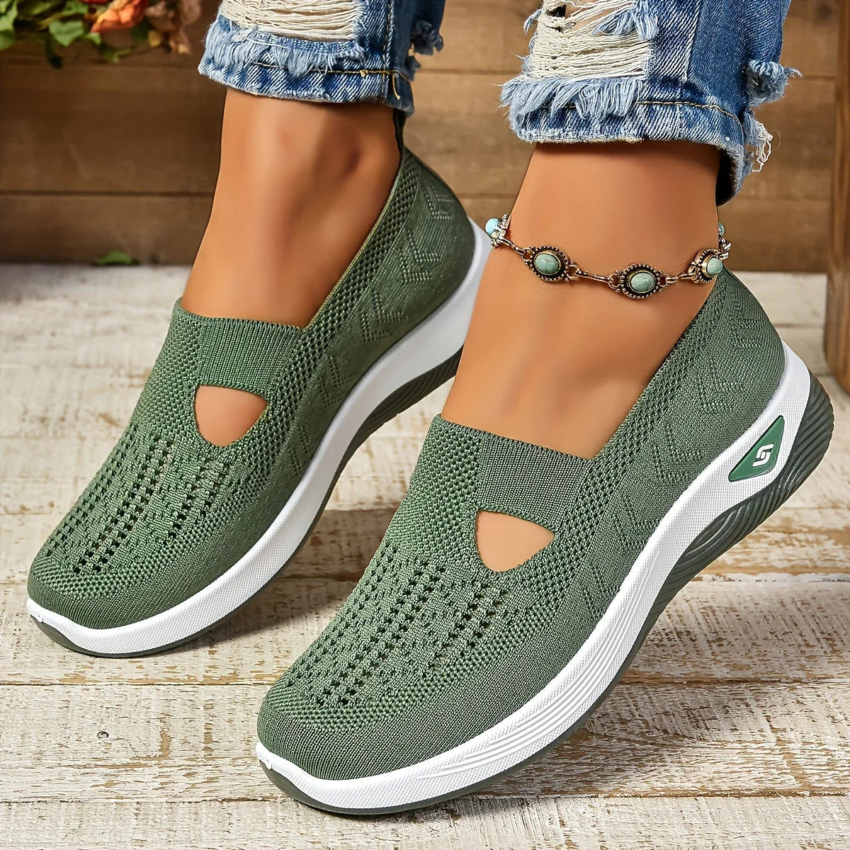 CloudWear™ – Atmungsaktive und Ultra-Komfortable Orthopädische Sneaker für Damen