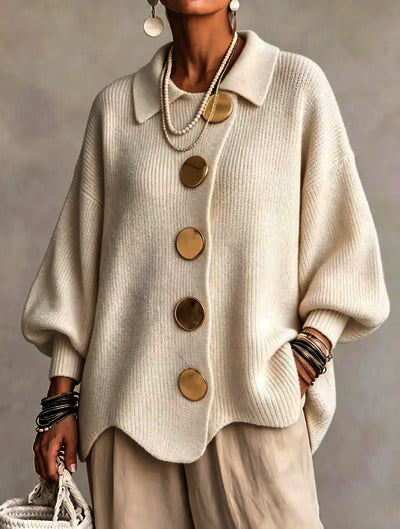 Victoire™ | Oversize-Strickjacke mit großen goldfarbenen Knöpfen