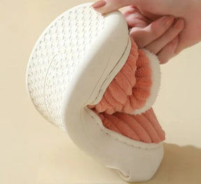 FluffEase™ Therapeutische Winterpantoffeln – Wärme jederzeit | 1+1 GRATIS