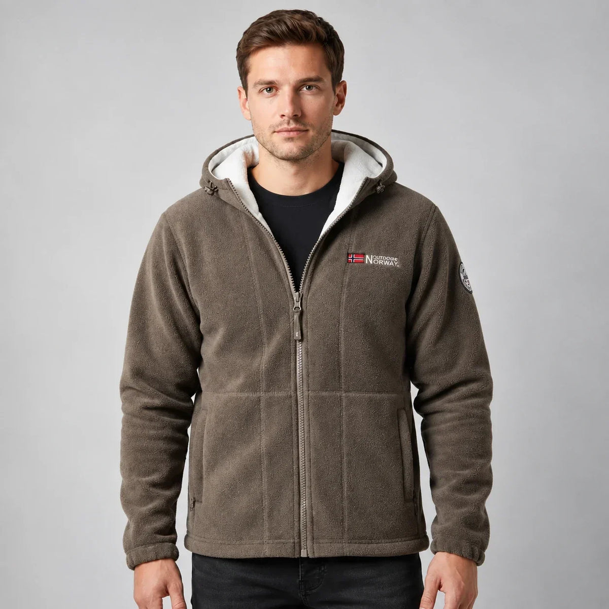 Monarch Wear | Nordwell™ – Herren-Winterjacke mit Kapuze und Stickerei