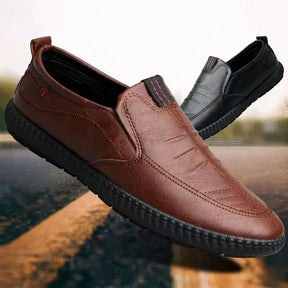 Monarch Wear – Slip-On-Mokassins aus Leder für Herren