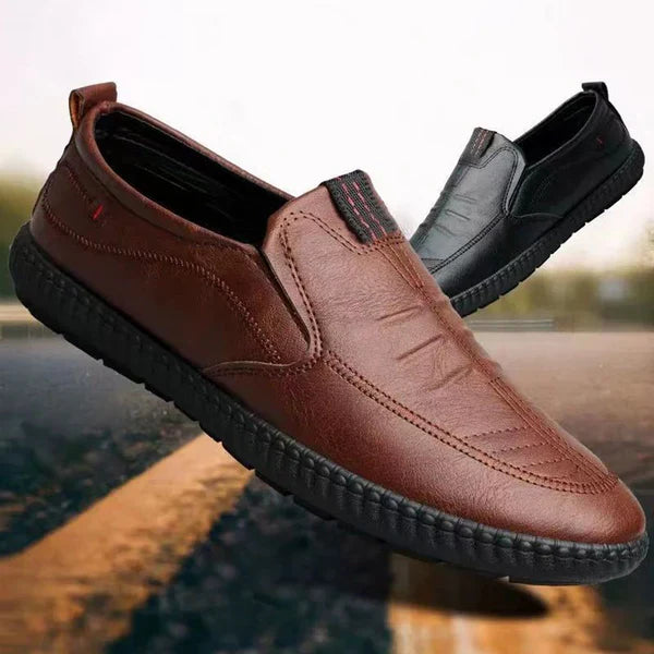 Monarch Wear – Slip-On-Mokassins aus Leder für Herren