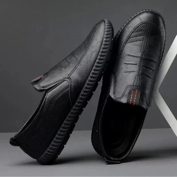 Monarch Wear – Slip-On-Mokassins aus Leder für Herren