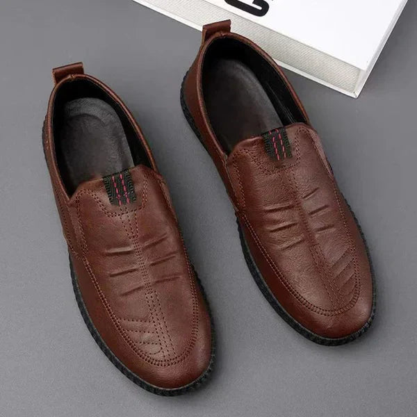 Monarch Wear – Slip-On-Mokassins aus Leder für Herren