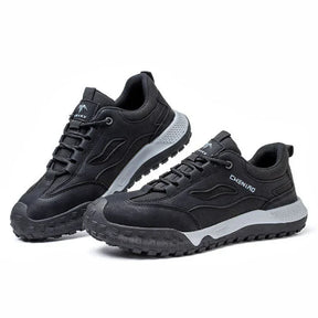 Monarch Wear - Atmungsaktive und rutschfeste Sneakers von Cheniro (Unisex)