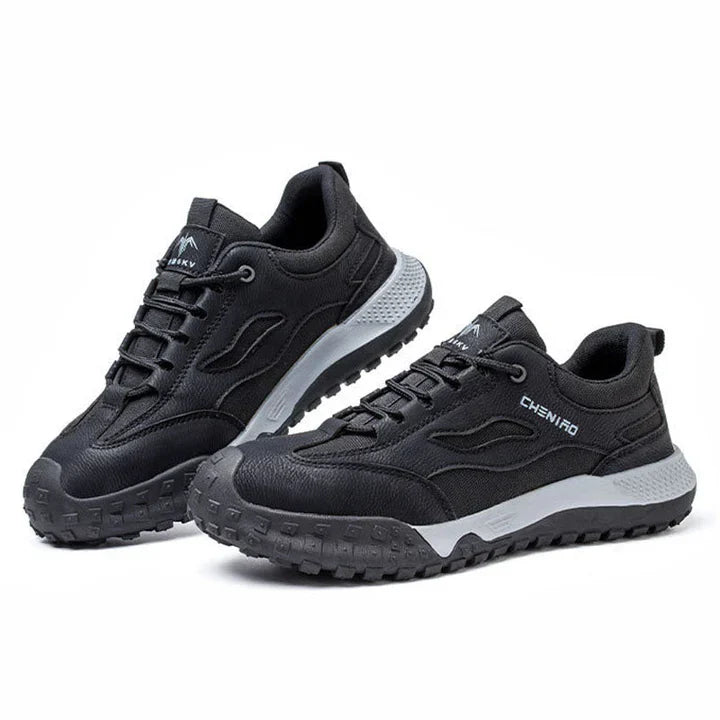 Monarch Wear - Atmungsaktive und rutschfeste Sneakers von Cheniro (Unisex)