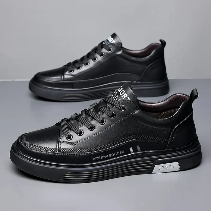 Monarch Wear - Lässige Leder-Sneaker im flachen Sportstil