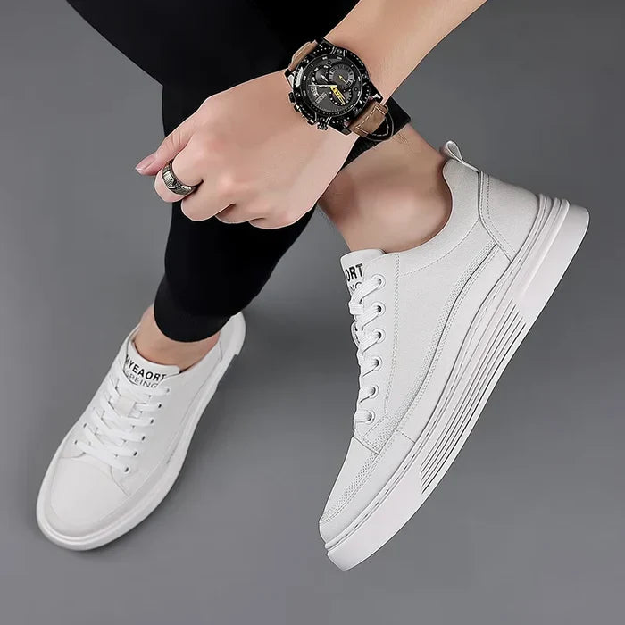 Monarch Wear - Lässige Leder-Sneaker im flachen Sportstil