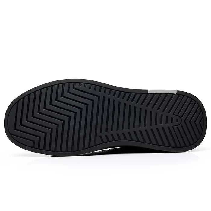 Monarch Wear - Lässige Leder-Sneaker im flachen Sportstil