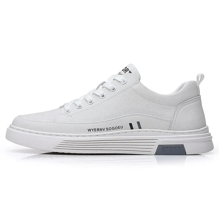 Monarch Wear - Lässige Leder-Sneaker im flachen Sportstil