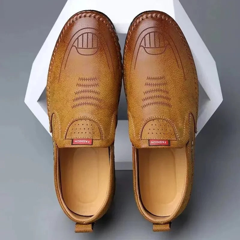 Monarch Wear – Slip-On-Mokassins aus Leder für Herren