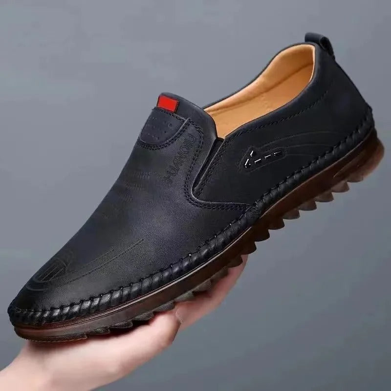Monarch Wear – Slip-On-Mokassins aus Leder für Herren